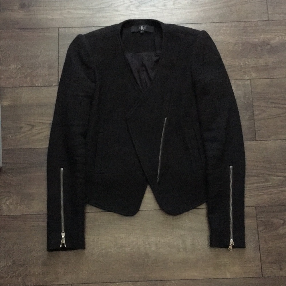 Tibi New York blazer in size 2（Shipping in May!!!)